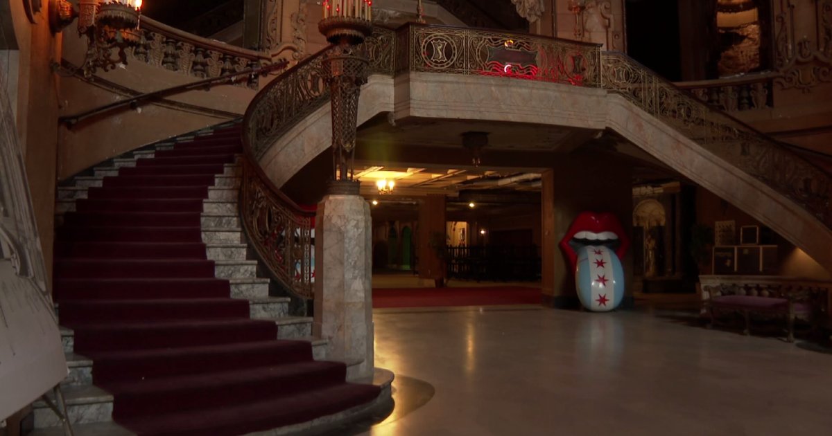 Owner, caretaker hope to restore and reopen Chicago's Uptown Theatre in all its glory cbsnews.com/chicago/news/r…