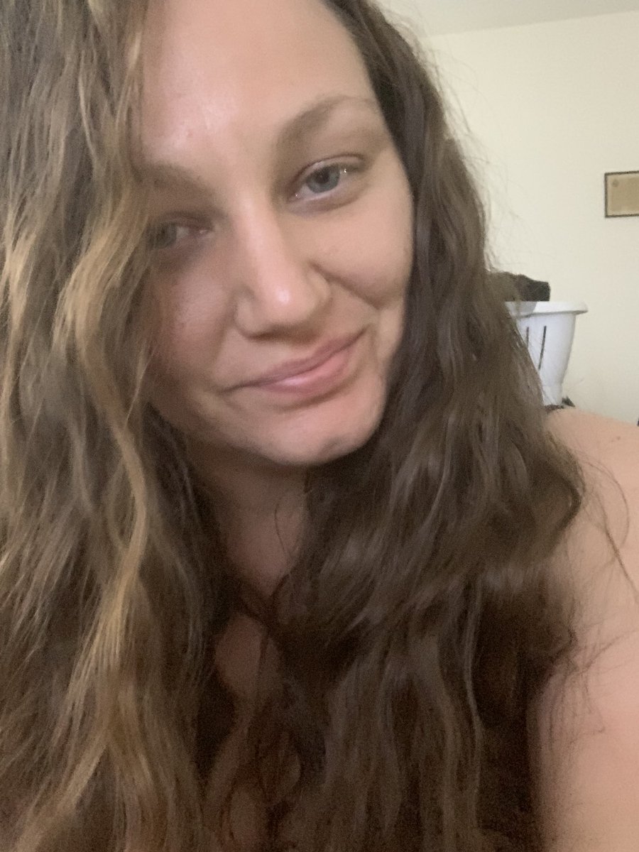 Naddleslee's tweet photo. #Throwbacks & #Nostalgia for the weekend… #AllThings90s #Xmen, #BigHair & even my choice of #JunkFood 😂🍭 https://t.co/N5NCSBM0lf