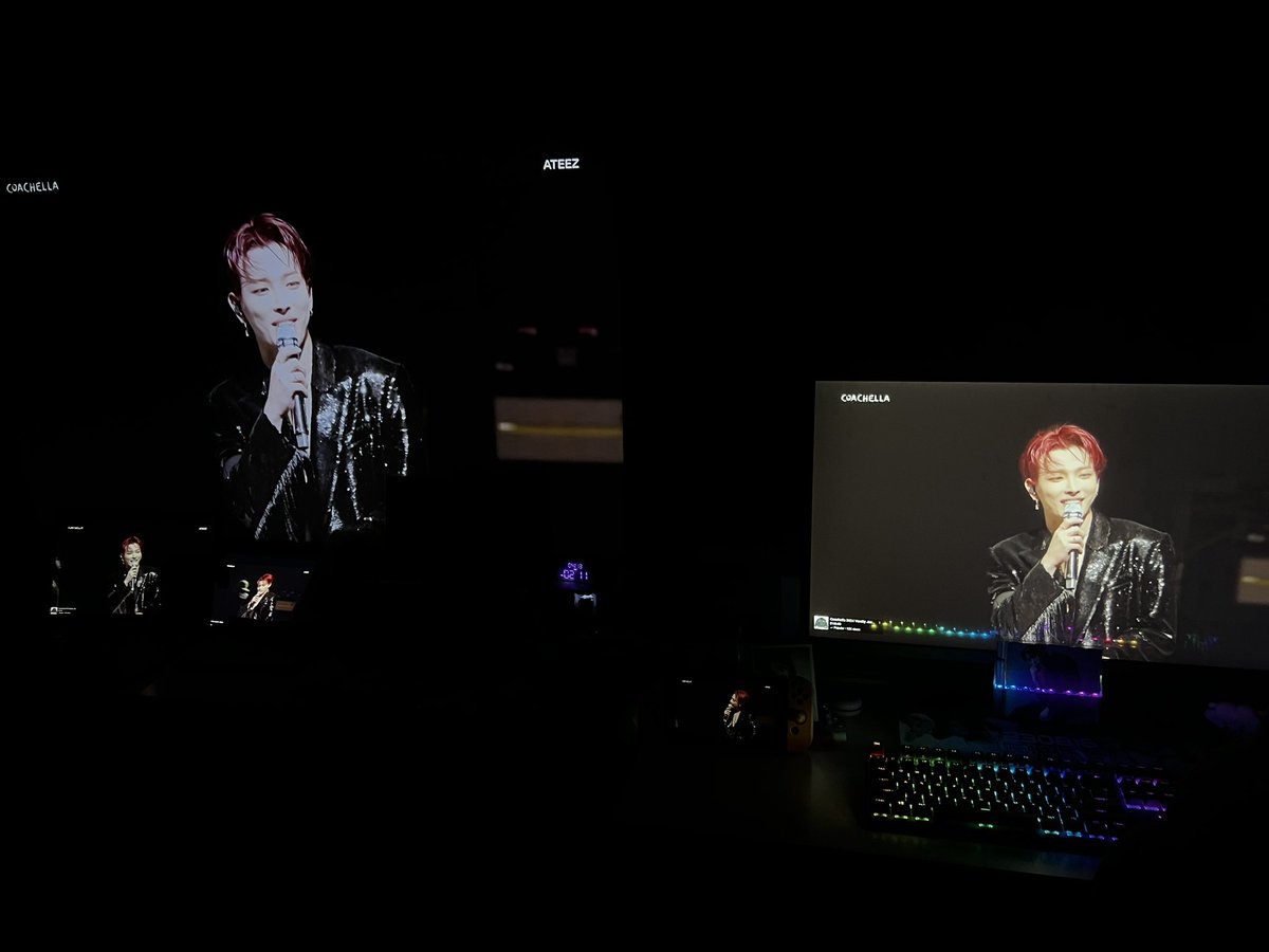 imsosuperay's tweet photo. Let’s go Ateez!!!🏴‍☠️🏴‍☠️
#ATEEZWatchParty
#hello82 
#82giveaway
@hello82LA 
@hello82official 
@hello82ATLANTA https://t.co/0lU80yWvIc