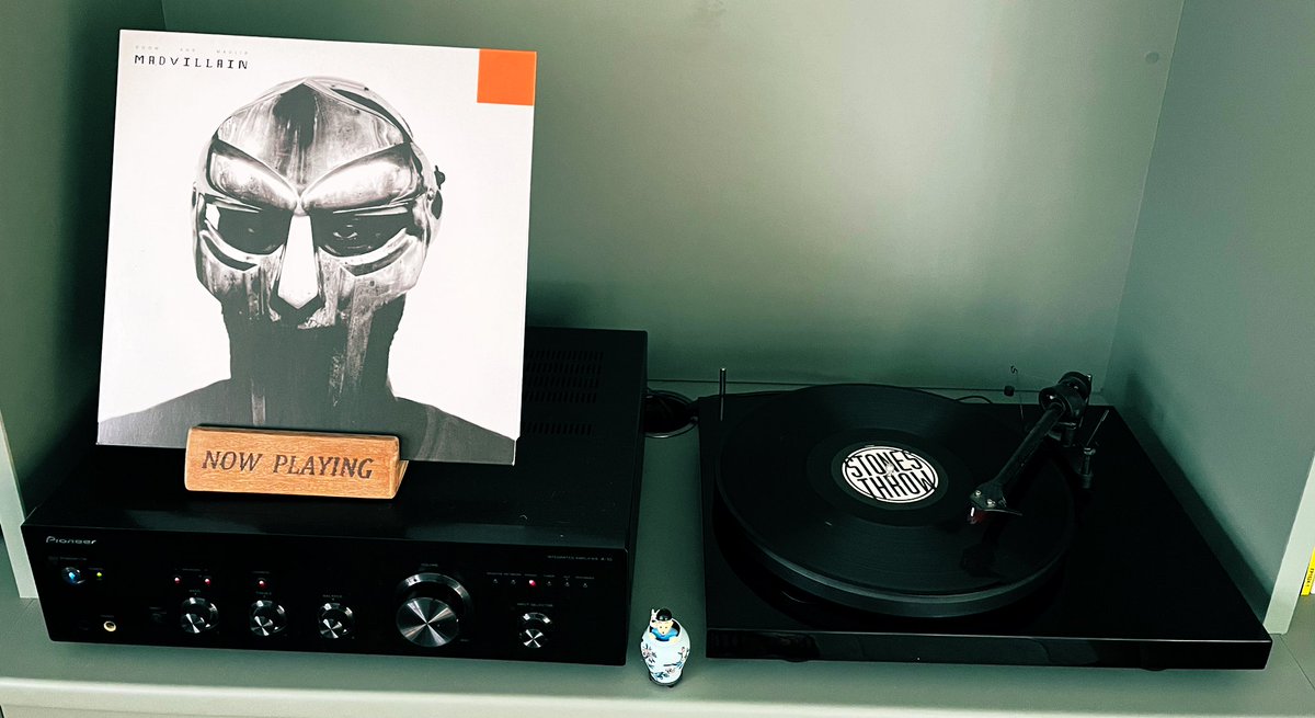#5albums21Cfinal Just remember ALL CAPS when you spell the man name.. A remarkable record-there’s really nothing quite like it… absolutely top tier. Would be taking my top spot in this final if it wasn’t for both Radiohead albums. 10/10 all day long😎 Madvillain- Madvillainy