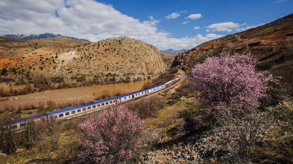 2 new tourist trains to rev up for first journeys next week hry.yt/0fqw2