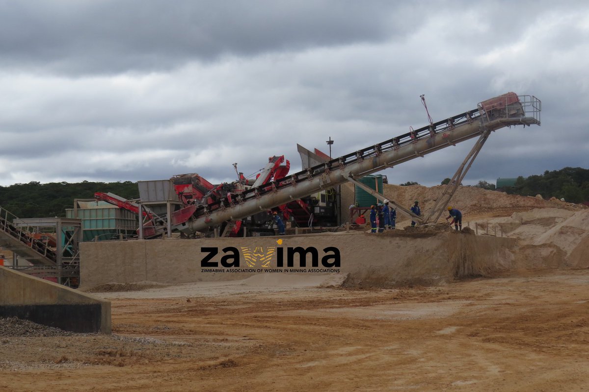 Exciting day at Zulu lithium mine yesterday! We had a successful tour, learnt valuable lessons, and had a blast exploring the mine💥 Many thanks to @AfricaMaVal @CAID_Zimbabwe and @WRFSwitzerland for the support @ZELA_Infor @MinesSchool @zimshe_council #EmpoweredWomenInMining