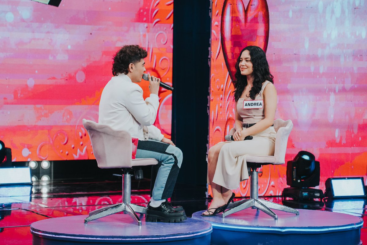 TheJuans_BAND's tweet photo. How was the Pwede Ba Kita Ligawan EXpecially for you version? 🥰

#CarlxChaelOnShowtime https://t.co/SZrWa2go0H