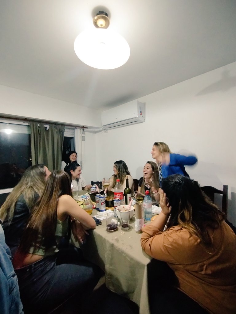 CamiBorghett's tweet photo. Personitas del bien ❤️‍🩹 https://t.co/m96YcfImxf