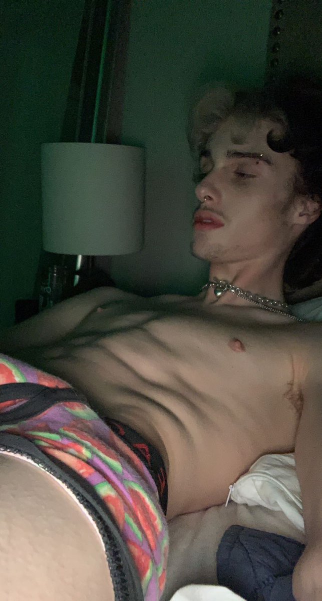 🧟🧟 tweet media