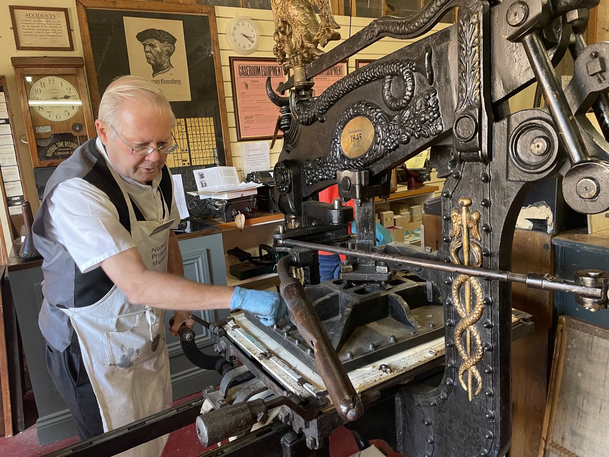 If you love print, stop by at Norwich Printing Museum, Blickling Estate, this weekend! 📄 

We're open from 11am-3pm, ready to dazzle you with printmaking magic. See you there! ✨ 

#PrintingMuseum #BlicklingEstate #WeekendFun