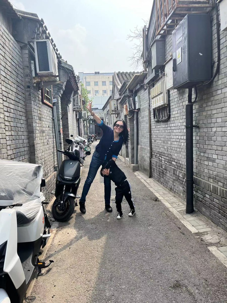 sidhardy's tweet photo. A nice walk in the old Hutongs of Beijing. https://t.co/PbevNf5icU