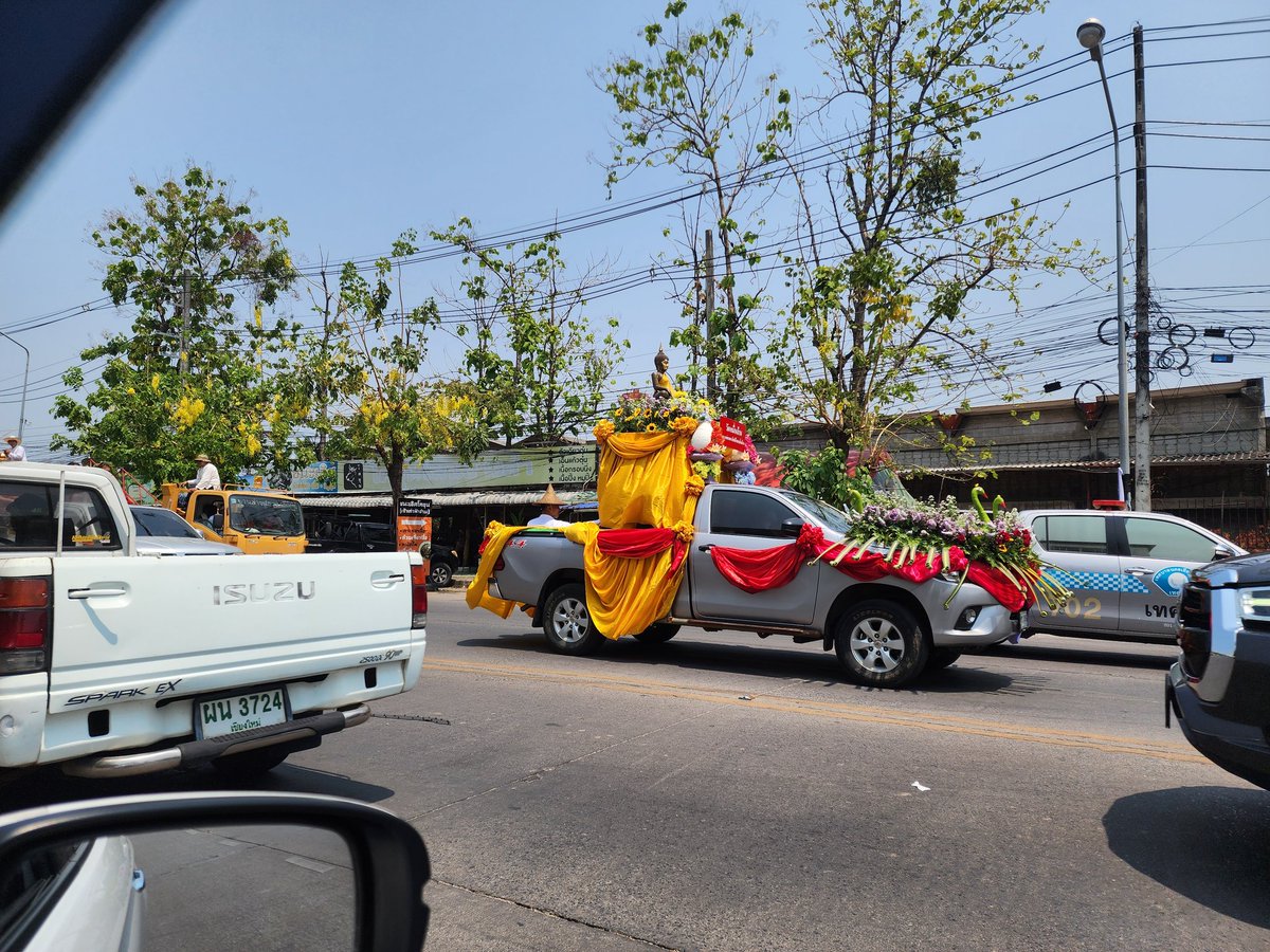 เชียงใหม่คึกคักสุดๆ ร้อนสุดๆเช่นกัน