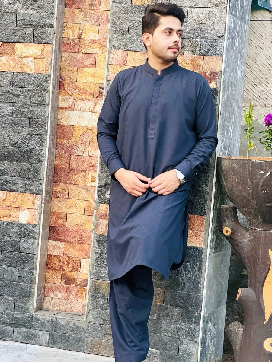 Arslan1019's tweet photo. Mandatory Eid Media 
#EidUlFitr https://t.co/2LemplUrdo