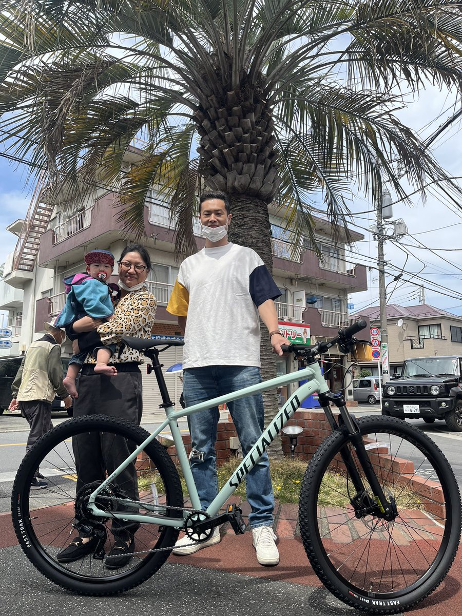 astbikes's tweet photo. 優しいパパのNEWバイク😍#specialized #rockhoppercomp #29er 🎉180cm以上長身の方用もご用意できます🫡#マウンテンバイク #ハードテイル #astbikes #astforest #和光 #秩父 #成増 #光が丘公園 #練馬 #板橋 https://t.co/Jr1eatYVkj