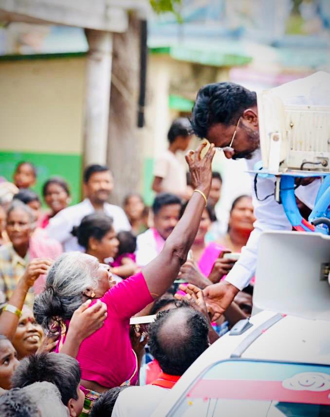 இந்திய நாட்டு மக்களுக்கும், சங்குபரிவர் அமைப்புகளுக்கும், இடையில் நடக்கும் மாபெரும் கோட்பாட்டு யுத்தம்தான்! இந்த நாடாளுமன்றத் தேர்தல்!! - VCK Youth Wing