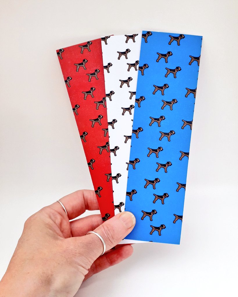 Readers - do you need a helping paw keeping your place in a favourite novel? Heidi's border terrier print bookmarks are available in 3 colours and are incredibly budget friendly - unlike the real dog itself! 😀🐕 #mhhsbd #earlybiz #etsy