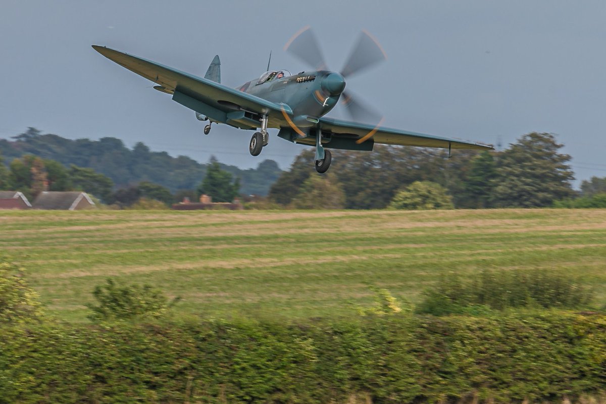 ‘Spitfire Weekend’ John Romain MBE on finals over Hill Lane at Old Warden in the Supermarine Spitfire Mk. PR XI PL983 at the Shuttleworth Race Day Airshow on October 1st 2023…⁦@ShuttleworthTru⁩ #spitfire #rjmitchell #supermarine #vickers #warbirdphoto #warbirdpics