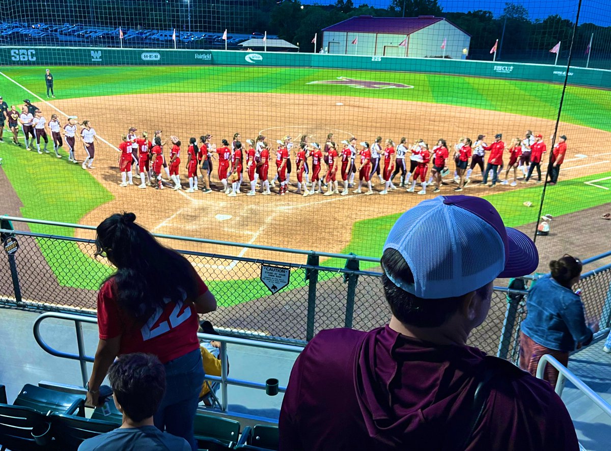 𝙺𝚎𝚕𝚕𝚢 𝙳𝚊𝚖𝚙𝚑𝚘𝚞𝚜𝚜𝚎 tweet media