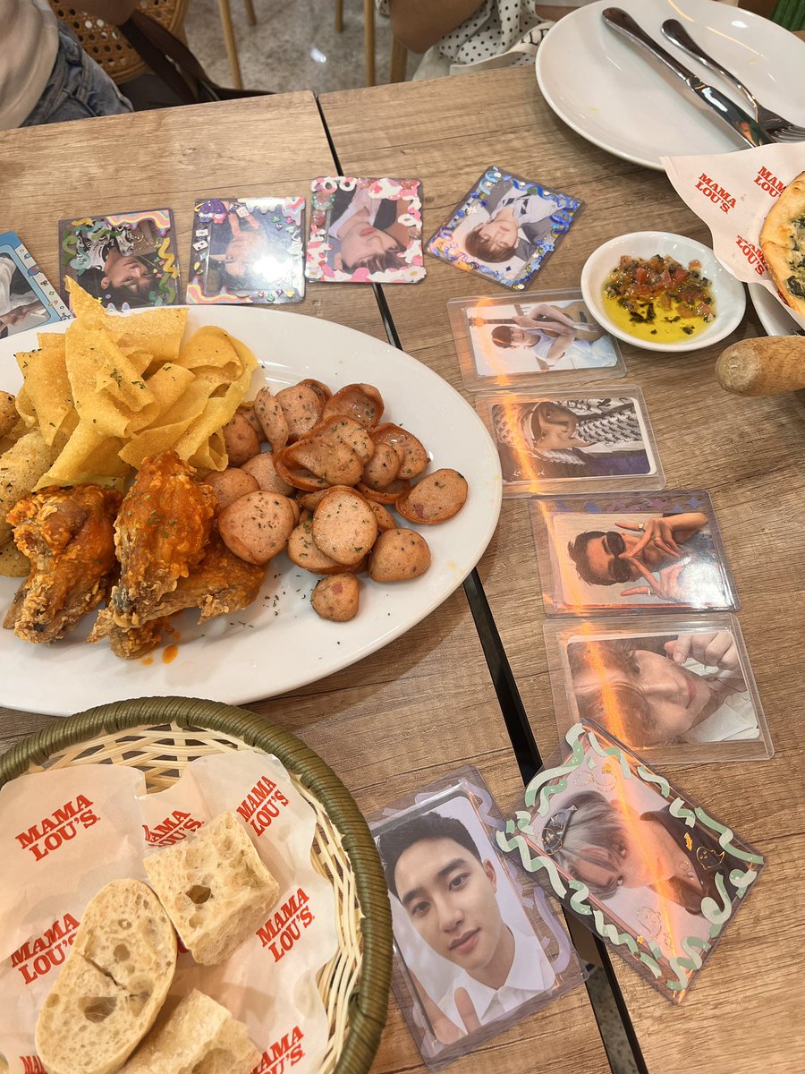 baekhyun dayyyy🫶🏼