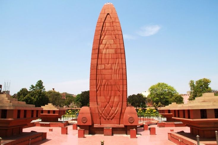 105 years ago, heroes fell at #JallianwalaBagh, igniting the flame of freedom. Today, we honor their sacrifice and pledge to uphold the values they died for. Let their bravery inspire us to build a stronger, more united nation. 🇮🇳 #India #JaiHind #LestWeForget