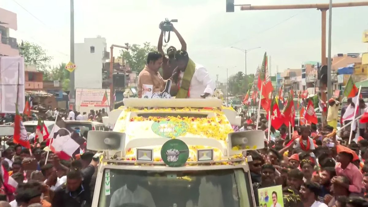 Annamalai Anna campaigning for TTV in theni.... This combo is the future of Tamil Nadu and will determine the fate of state in 2026.