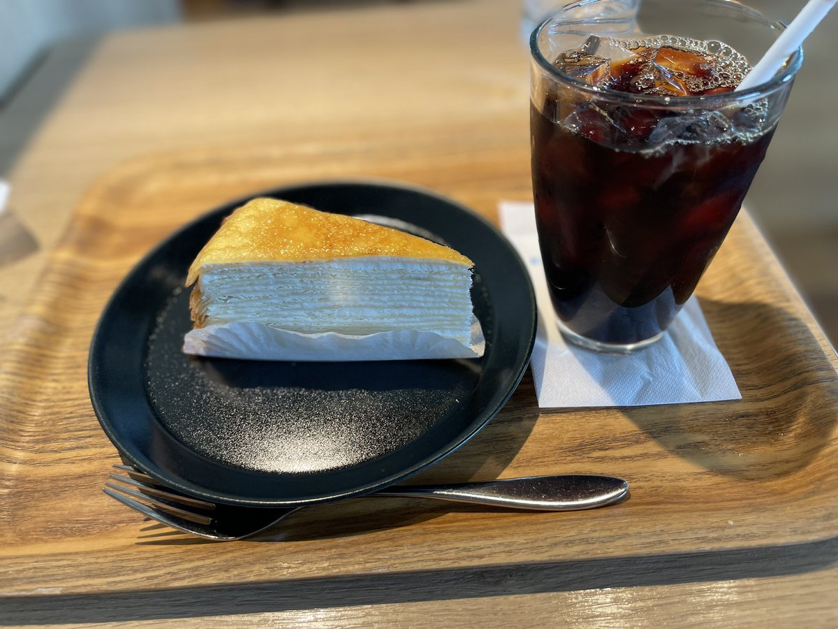 Cw67f's tweet photo. 夕方からの家事育児を放棄させてもらった＼(^o^)／
ケーキ食べたらスーパー銭湯いく。

夫がいても、私がいると結局ママママママママママで気が休まらない！ https://t.co/PEELkbApsD