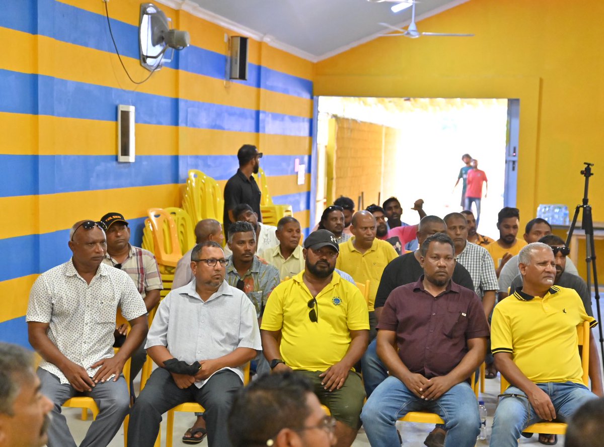 މަޖިލިސް20 ގއ. ވިލިނގިލި ދާއިރާ އަށް ވާދަކުރައްވާ މިޕާޓީގެ ކެންޑިޑޭޓް އެމްޕީ <a href="/SaudVillingili/">Saud Hussain</a> ގެ ކެންޕެއިން ޓީމް އާއި މިޕާޓީގެ ލީޑަރޝިޕްގެ ބޭފުޅުން ބައްދަލު ކުރެއްވުން. 

މިސްރާބު ހަމަ މަގަށް އެޅުވުމަށް ވިލިނގިލި ދާއިރާ އެމްޑީޕީގެ ކެންޑިޑޭޓް ސަޢުދު ޙުސައިން 4️⃣✅ އަށް ވޯޓު ދެއްވާ!