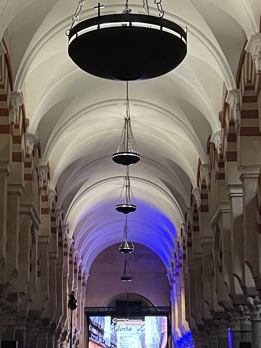 ¡Qué conciertazo anoche! La orquesta, el coro y el sitio: cóctel maravilloso #Córdoba #mezquitacatedral