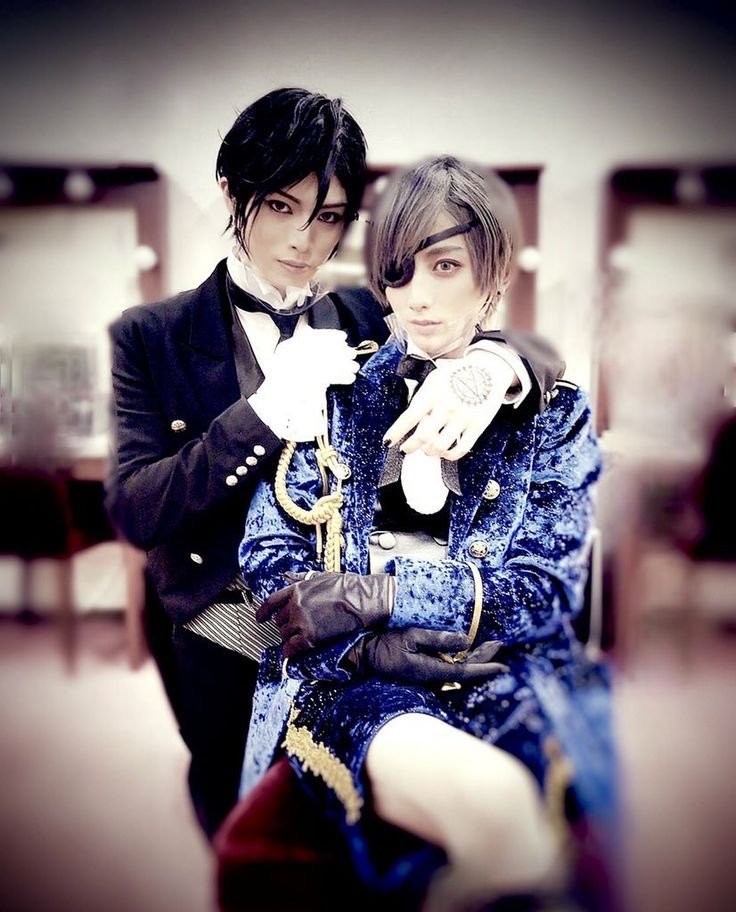 dailykuromyu's tweet photo. WITH THE NEW BLACK BUTLER ILLUSTRATION BY YANA TOBOSO!! ♟️💙 https://t.co/J93VvNghm6
