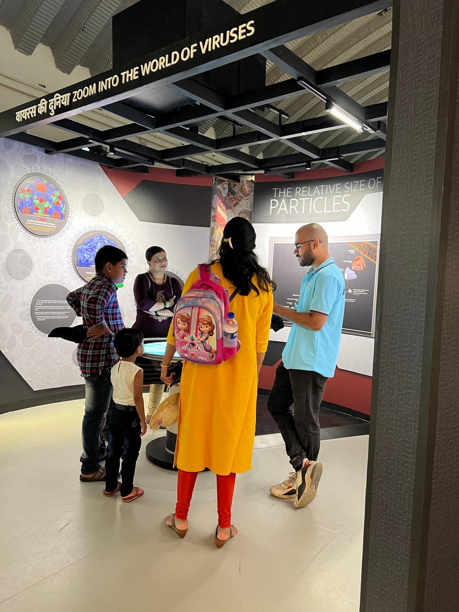 NSCMumbai's tweet photo. Visitors exploring the 'Vaccines Injecting Hope' exhibition at Nehru Science Centre Mumbai on 11.04.2024 & 12.04.2024. #VaccinesInjectingHope #nscmumbai #sciencemuseumlondon #WellcomeTrust #britishcouncilindia #icmrorganization https://t.co/FZio7zyROO
