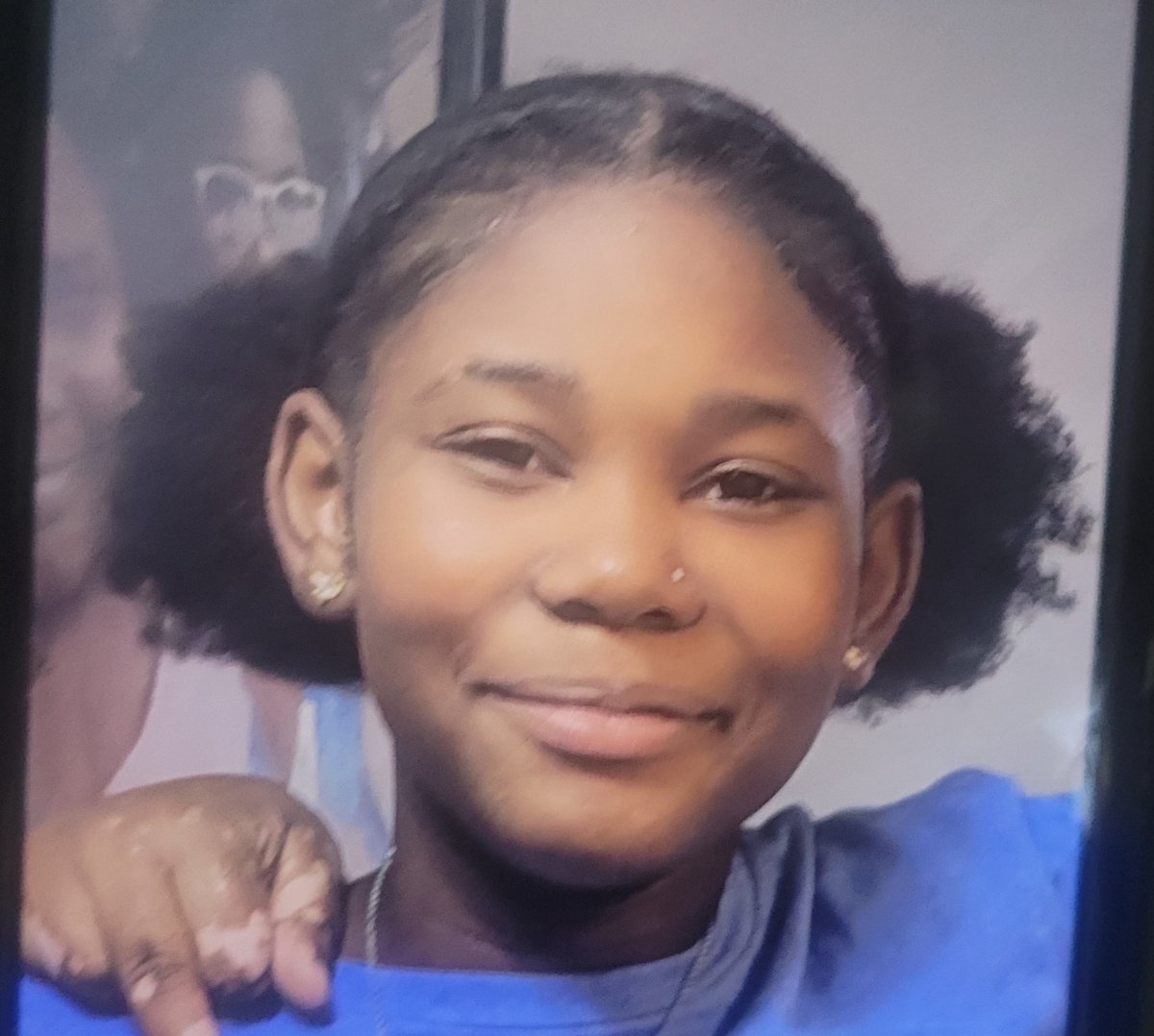 BaltCoPolice's tweet image. #MISSING: Rebecca C. Howell 13 years old, (5&apos;5, 130 lbs) Last seen on April 12th at 3:10 p.m., in the #Dundalk area unknown clothing description . Anyone with information, please call 911 or 410-307-2020 #HelpLocate #BCoPD