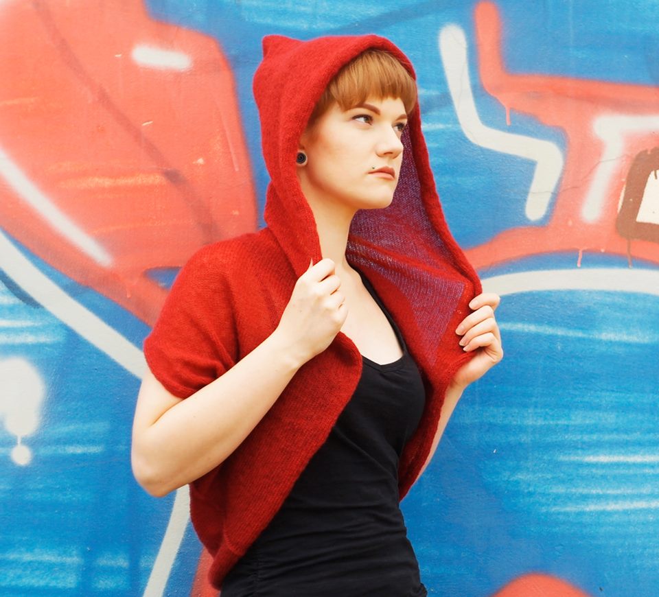 SuperSoftKnits's tweet photo. Hooded #Bolero #Knitted #mohair #Hoodie #Red #handmade #Jacket #RedRidingHood #festive #clothing #cosplay #supersoftknits #etsy 

https://t.co/kwzzljaUR9 https://t.co/aSaNVGfDvR