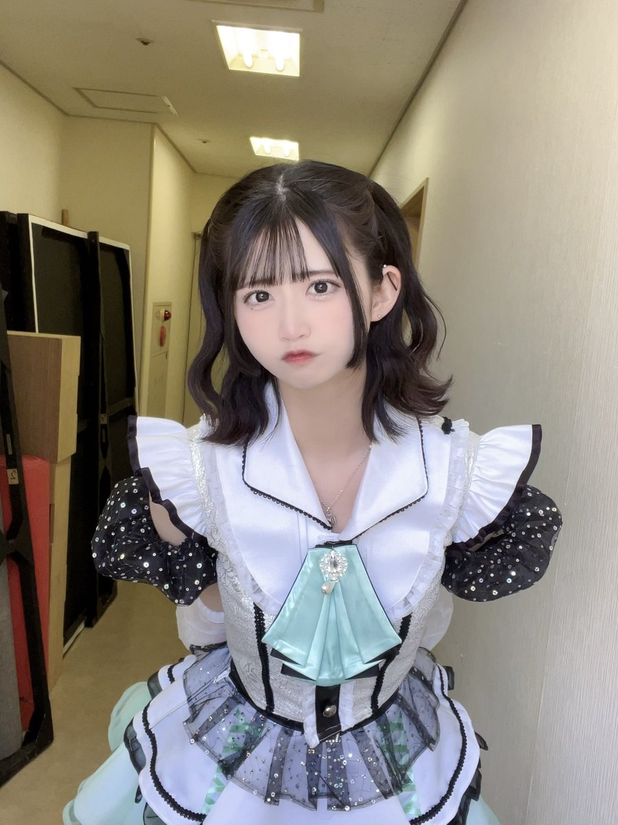 高身長ロリ？すき？ https://t.co/3CLpRyrvCD