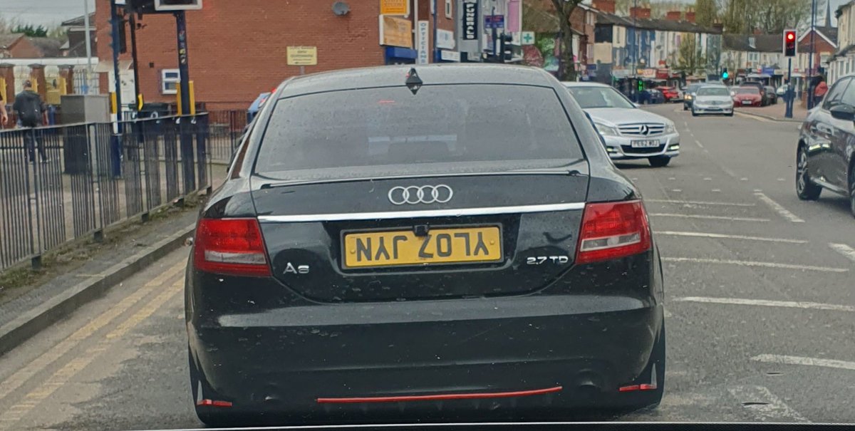 iholmes023's tweet photo. @Trafficwmp I saw this in Wolverhampton 2 days ago, I thought I was dyslexic https://t.co/IiBjEh6zRi