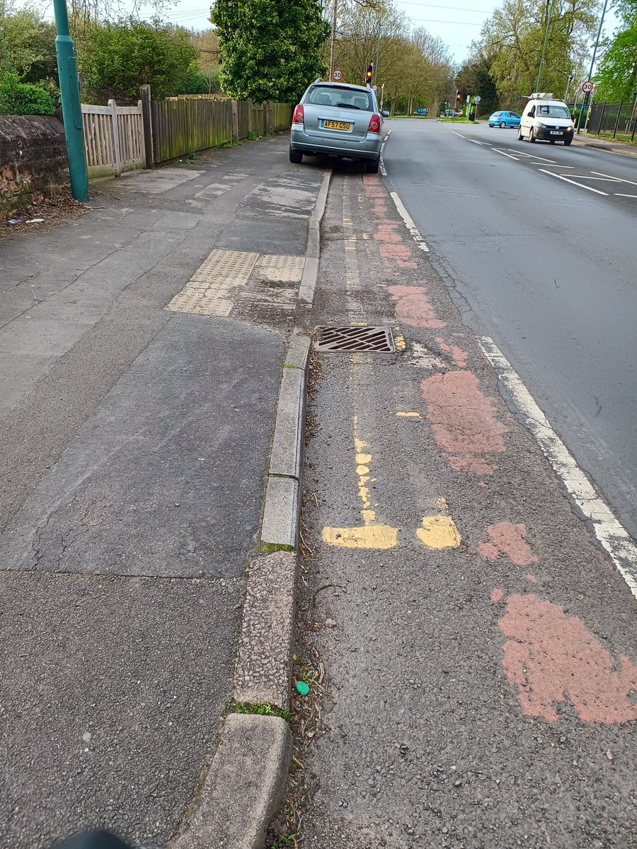 WhY dOn'T cYcLIsTs uSE thE CycLE lANeS? ? 🙃🥴🫣