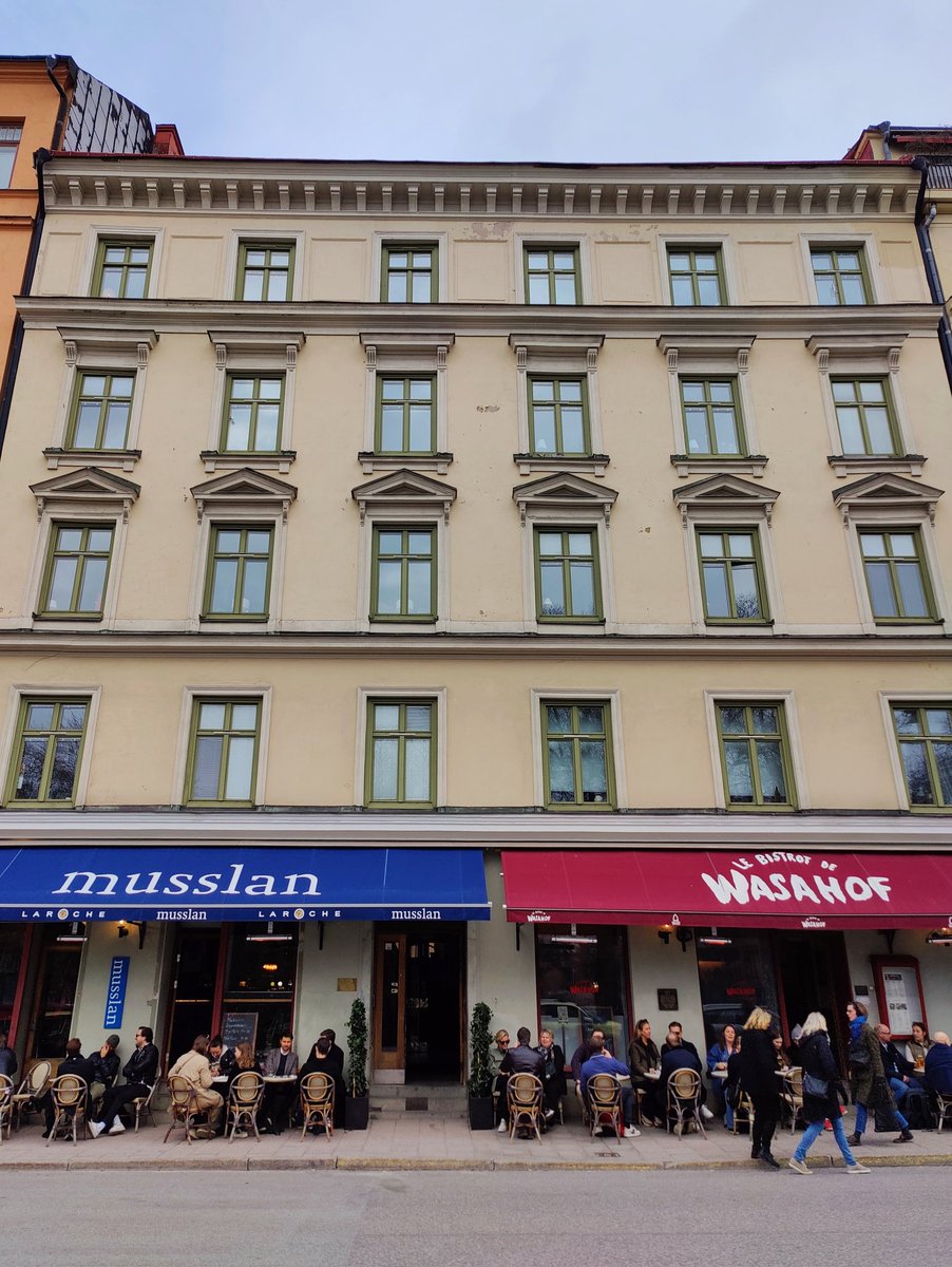 Djeekop de Dichter ★ tweet media