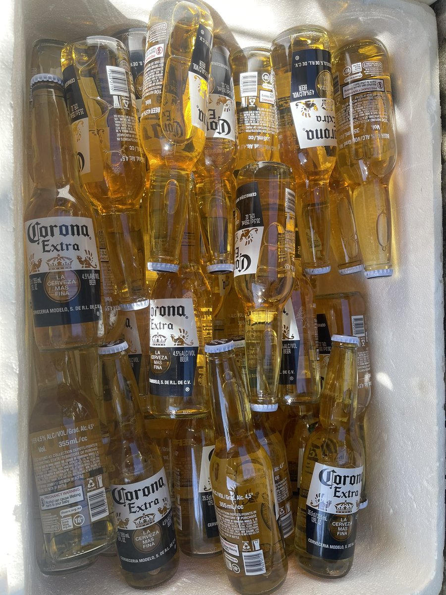 BENVO90's tweet photo. Chuẩn bị chiến thôi🤣🍺🍺chúc ae cuối tuần vui vẻ nha!! https://t.co/R1ZXd3O52k