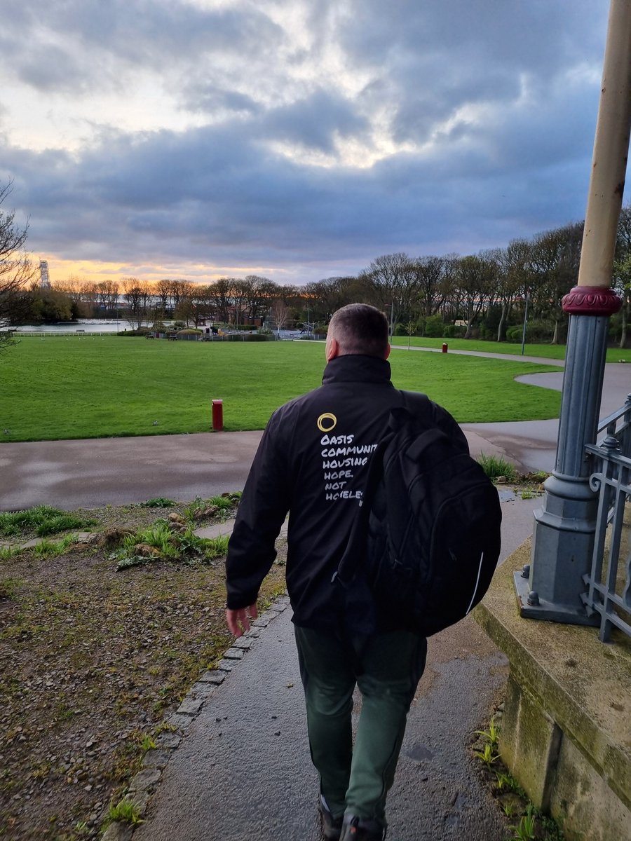 💛 'I'll keep checking rough sleeping spots until I'm sure no one is sleeping there' Thanks to your donations our teams were out in the rain last week providing support to people rough sleeping. Your generosity brings #hopenothomelessness Donate: buff.ly/3JJwPhG