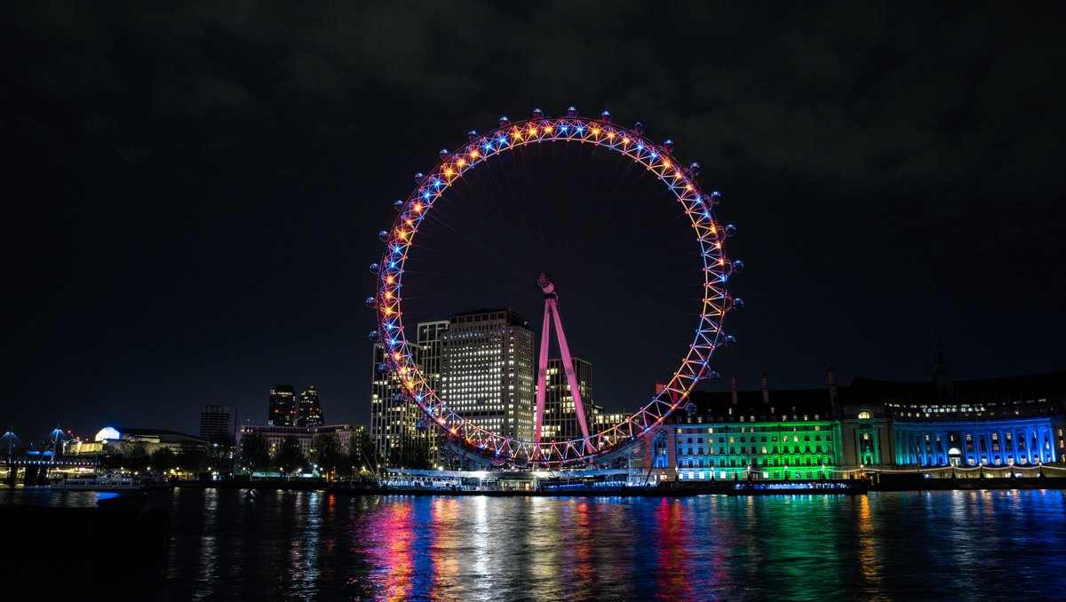 The lastminute.com London Eye is lighting up tonight in the traditional Sikh colours of blue and orange to celebrate #Vaisakhi , marking the start of the Punjabi new year and also celebrating 1699 - the year when Sikhism was born as a collective faith.