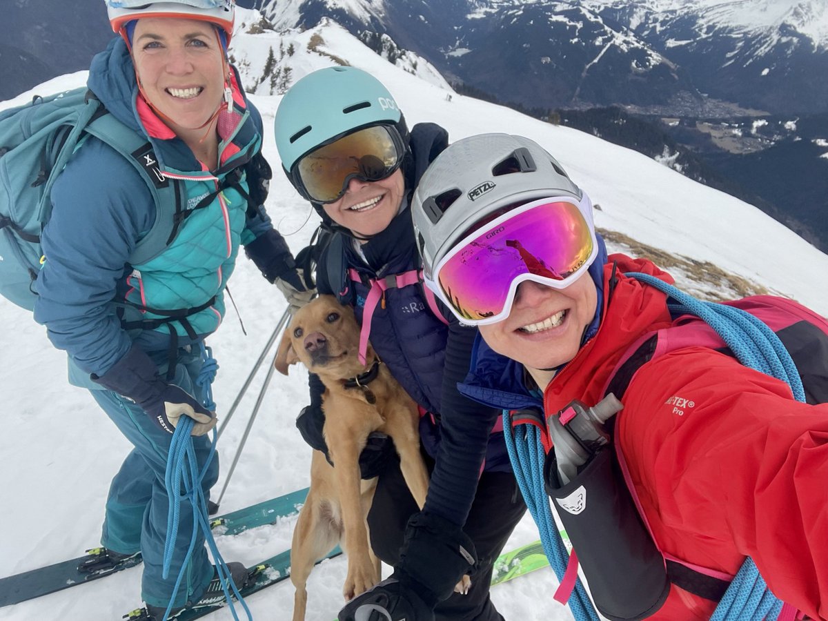 Headed to Zermatt for the legendary Patrouilles des Glaciers #PDG2024 ski race ⛷️🎿 17hrs ⏰ 57.5km ➡️ >4300m ⬆️ 🏔️ starting at 10pm 🌙 As a team of 3 medic Mums, we’ve raised +/- £4k for @CureLeukaemia Please feel free to support us! 🙏🇨🇭 justgiving.com/page/zoe-burto…