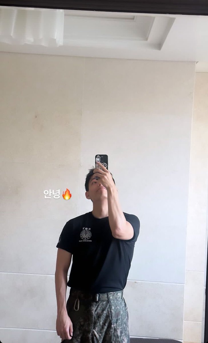 하… 존나남자됐네 여자맘힘들게 군대체험 끝났으니까 이제나와라ㅋㅋ