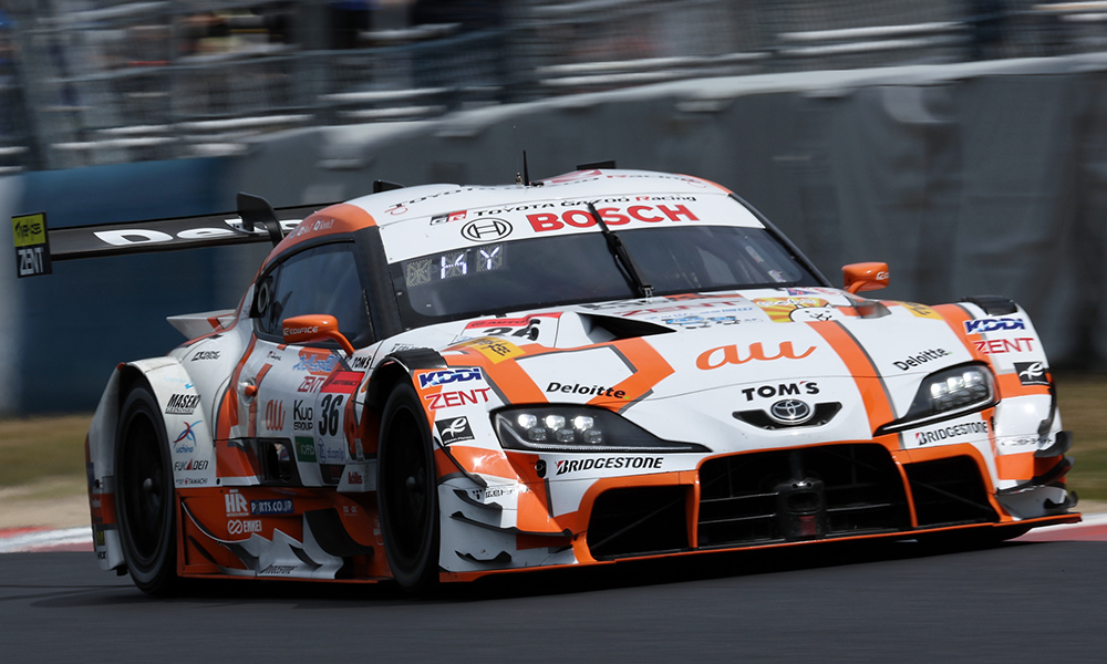 🧹 FRONT ROW SWEEP: Toyota crews locked out the front row for this weekend's #SuperGT opener at Okayama, as @tomsracing pair Sho Tsuboi and Kenta Yamashita claimed the first pole under the new aggregate qualifying format. ➡️ sportscar365.com/other-series/s…