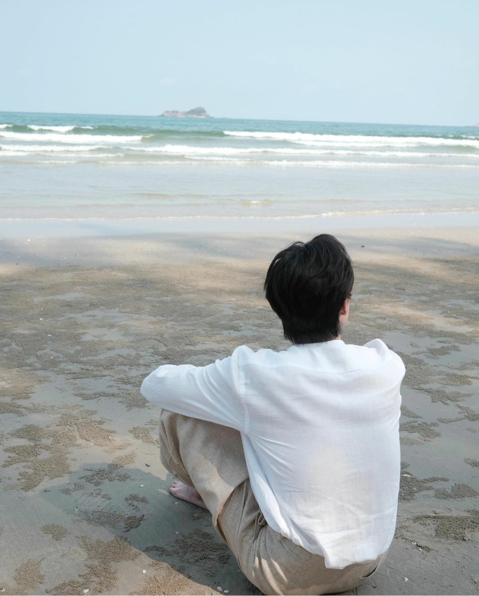 Tor_niran's tweet image. Celebrate the Song Kran festival📸💙
#thanapob_lee 
#tnpleeconnect