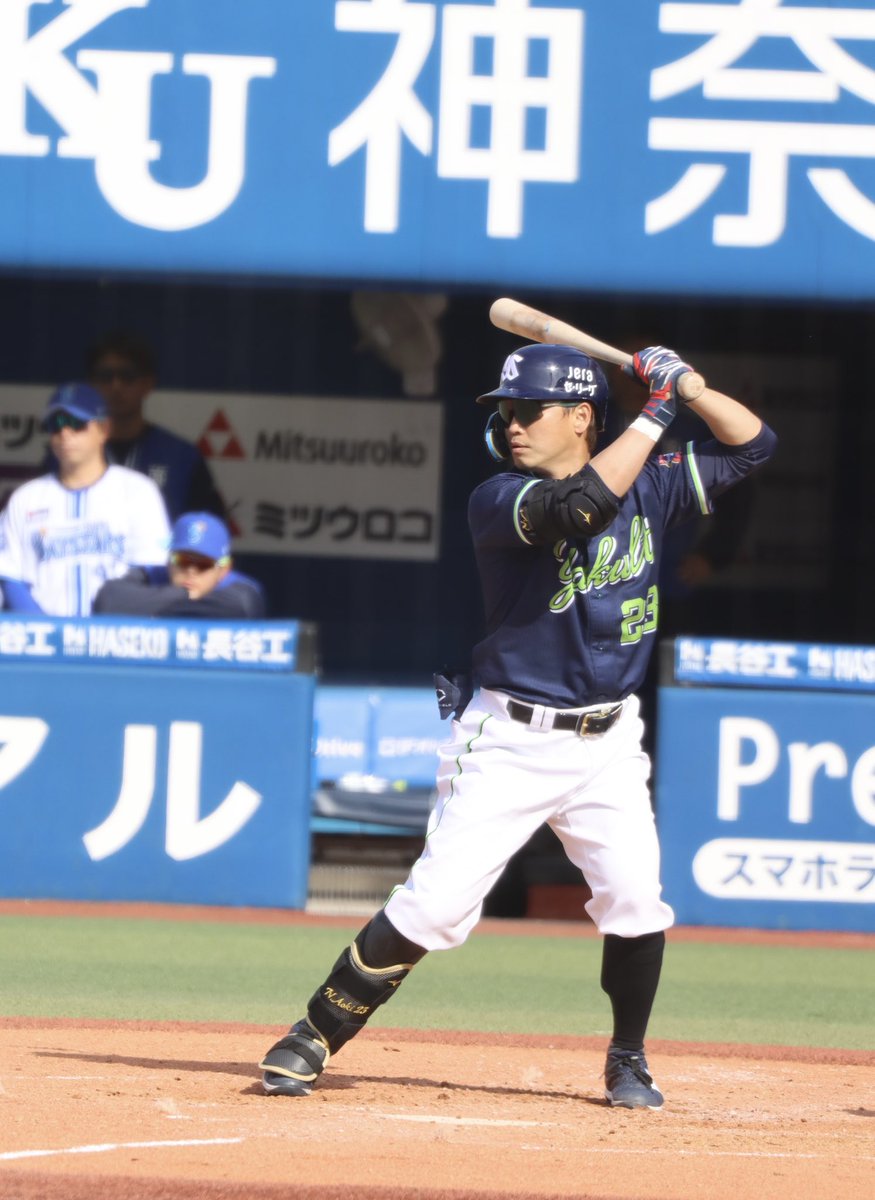 51_maruswls's tweet photo. 俺たちの終身名誉キャプテン
俺たちの首相
俺たちの青木宣親

#swallows #青木宣親 https://t.co/pGJFJLPGs4