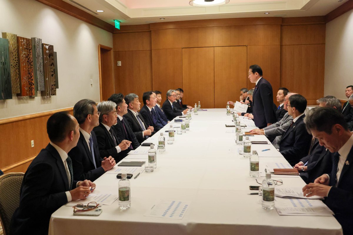 On April 12, PM Kishida, who is visiting the State of #NorthCarolina, #US, held talks with Japanese business representatives operating in North Carolina. Overview👉mofa.go.jp/na/na2/us/page…