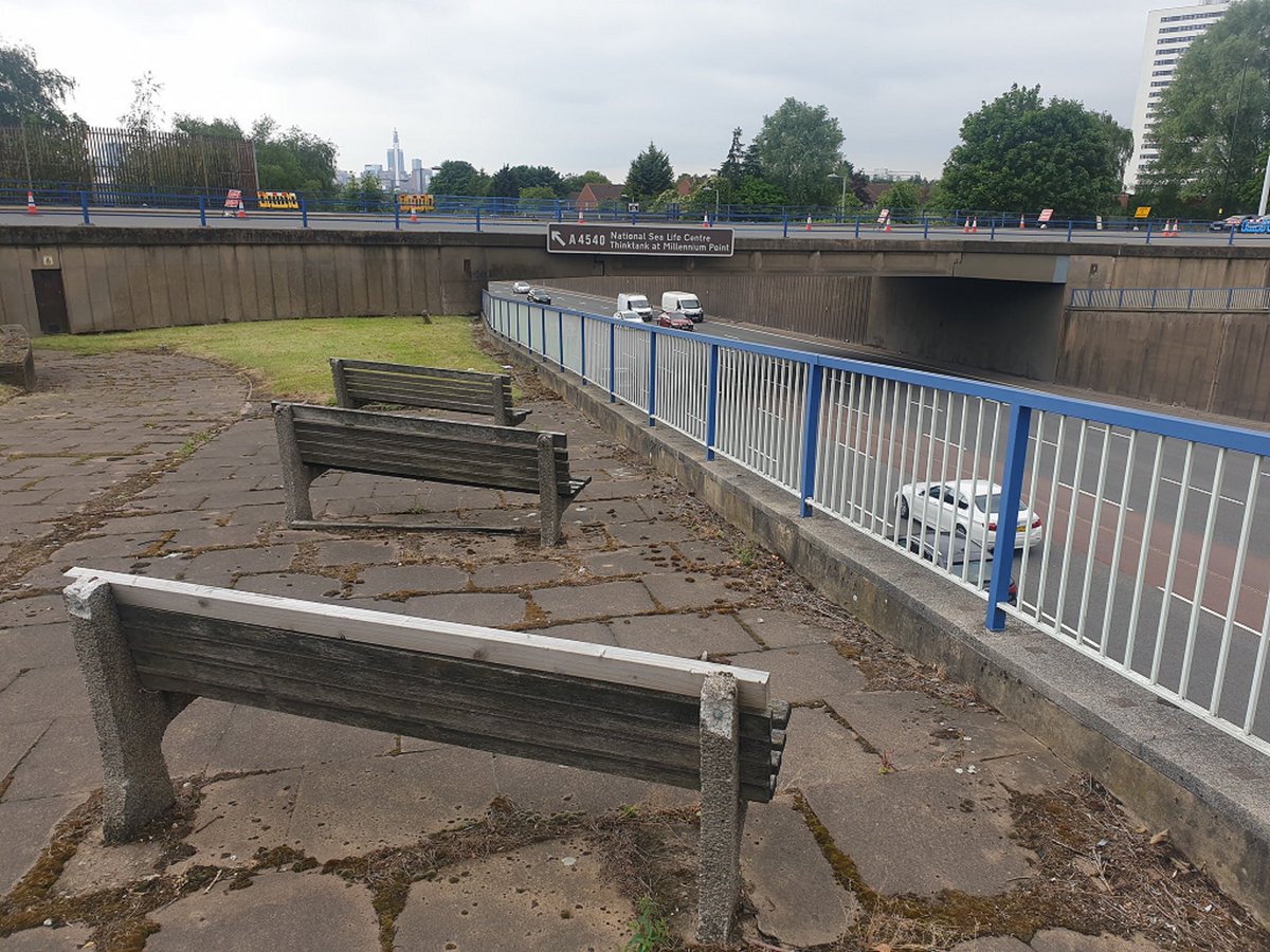 Chadwell is blessed with many splendid tourist spots, not least our wonderful picnicking area overlooking the ring-road. With glorious views of our famous railings, and Wally Crockett's Catering Van nearby, for a family day out it's hard to beat. CHADWELL IS OPEN FOR TOURISM!