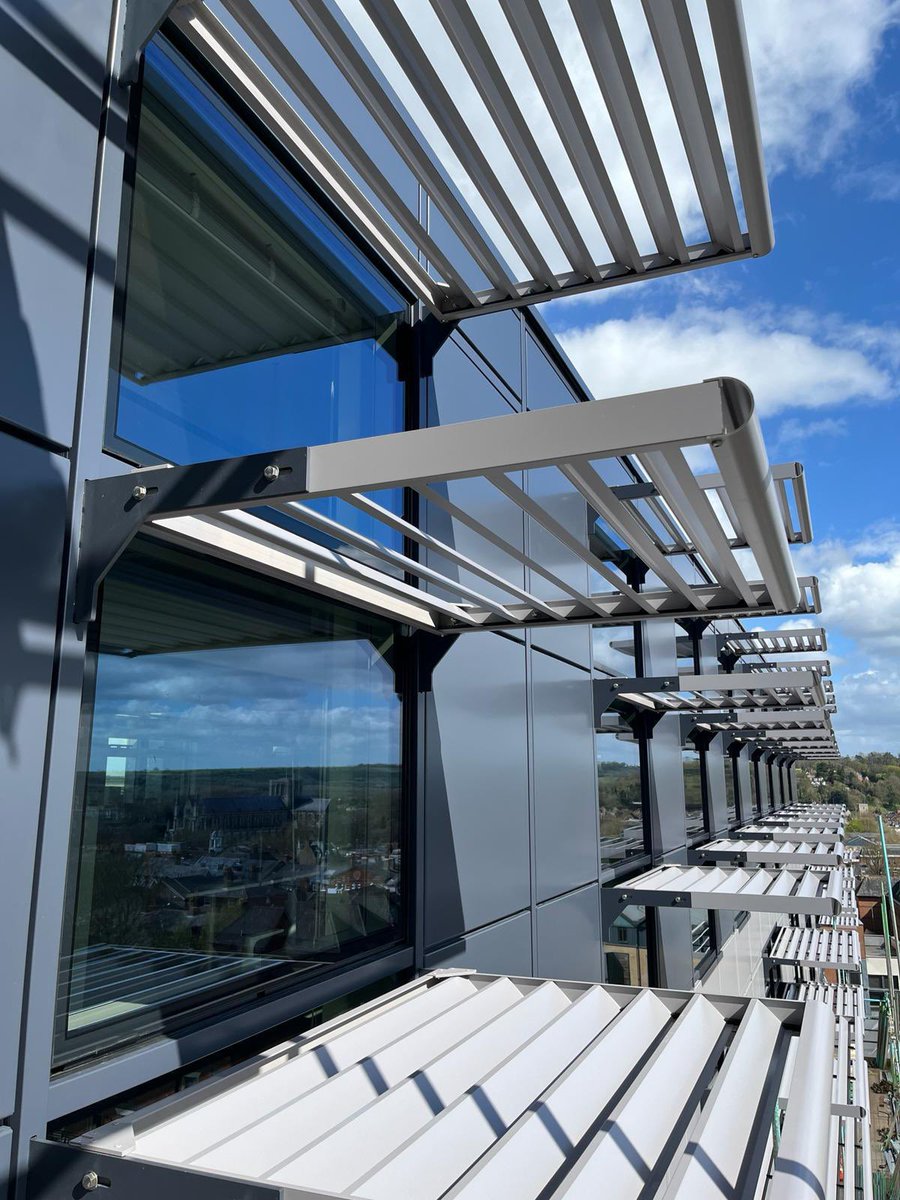 reconaluk's tweet photo. Great shots from one of our ongoing #projects for a key clients 🏙️

Our great team has done a remarkable job replacing a full facade.🏗️

#Reconal is happy to offer help in pre-construction and #budgets, to work with us please email: estimating@reconal.co.uk

#constructionuk https://t.co/Gqua8B6AcB