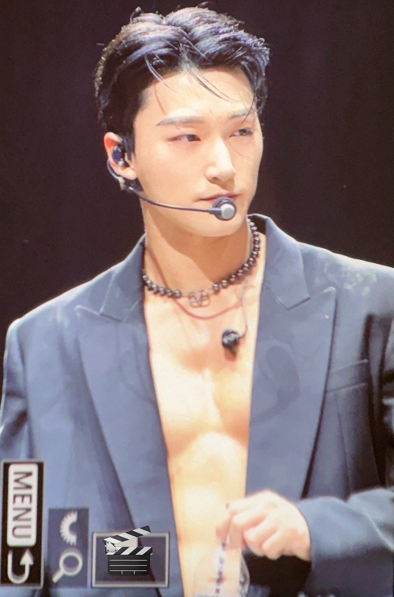 scene990710's tweet photo. 240412 코첼라 존잘 코양이 
#산 #SAN #에이티즈 #ATEEZ #Coachella2024 https://t.co/hjGsO69KCJ