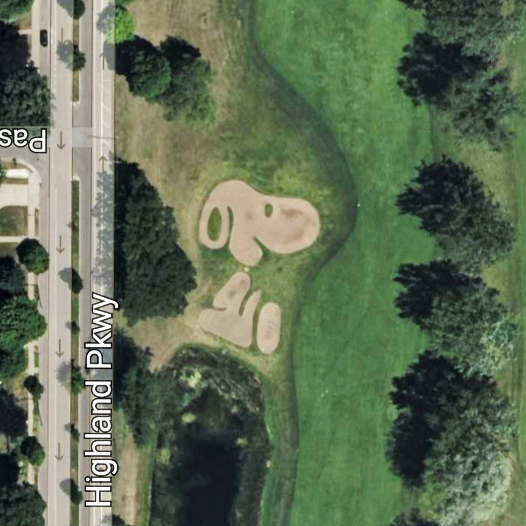 Charles Schultz grew up in St Paul, MN & TIL Highland Park Golf Course has a Snoopy sand trap. So wholesome. All Peanuts roads...