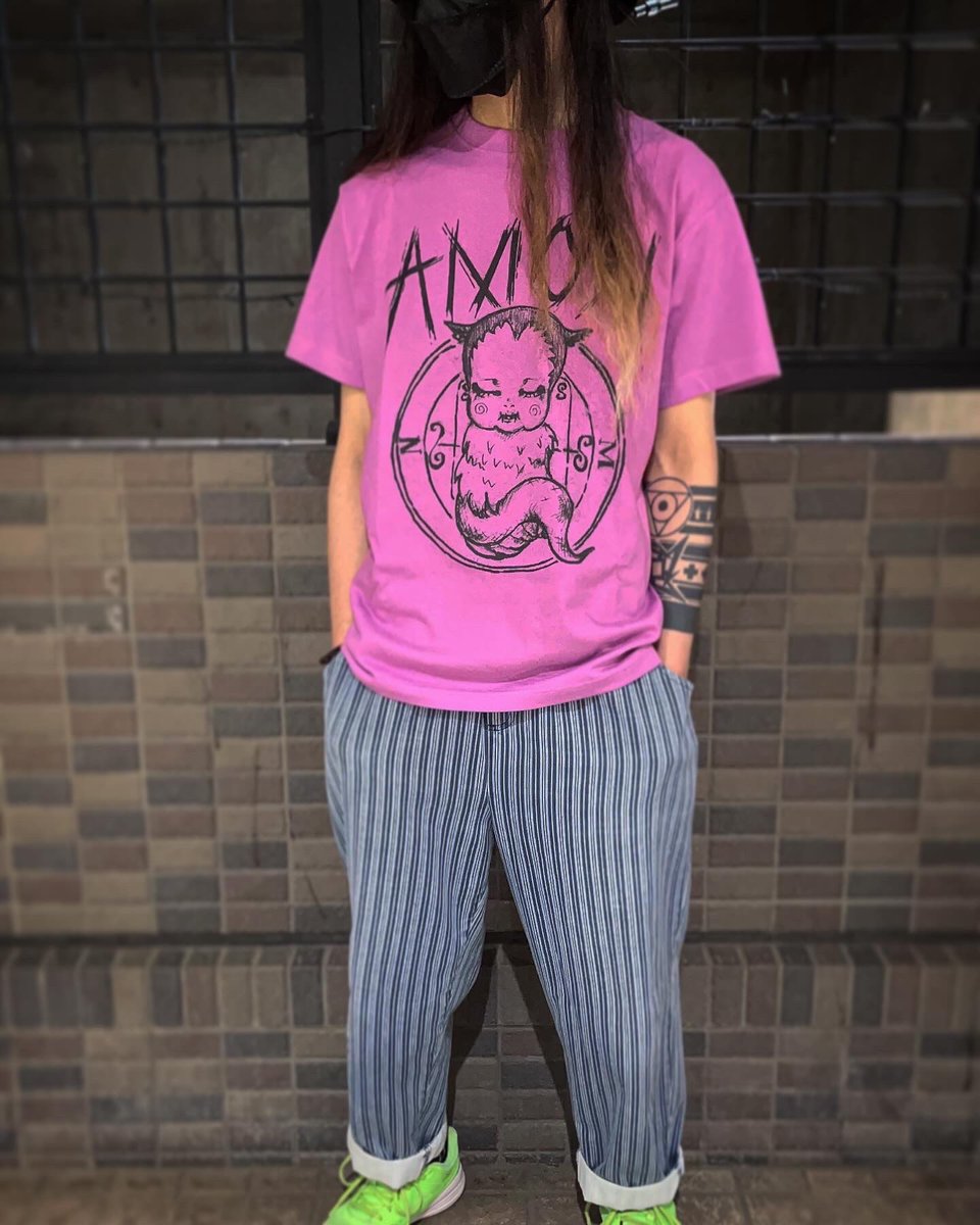 make_a_chaos's tweet photo. 👿🦉AMON babyTシャツ🦉👿
フクロウの頭と狼の胴と前足、蛇の尾をもった姿をしている悪魔、「AMON」の赤ちゃんバージョンをデザインしたTシャツ。
デザフェス59、5月19日(日)B-334にて販売予定です。
価格¥5000
#makeachaos #tshirt #devil #amon #designfesta #デザインフェスタ59 https://t.co/8jme6MdEYs