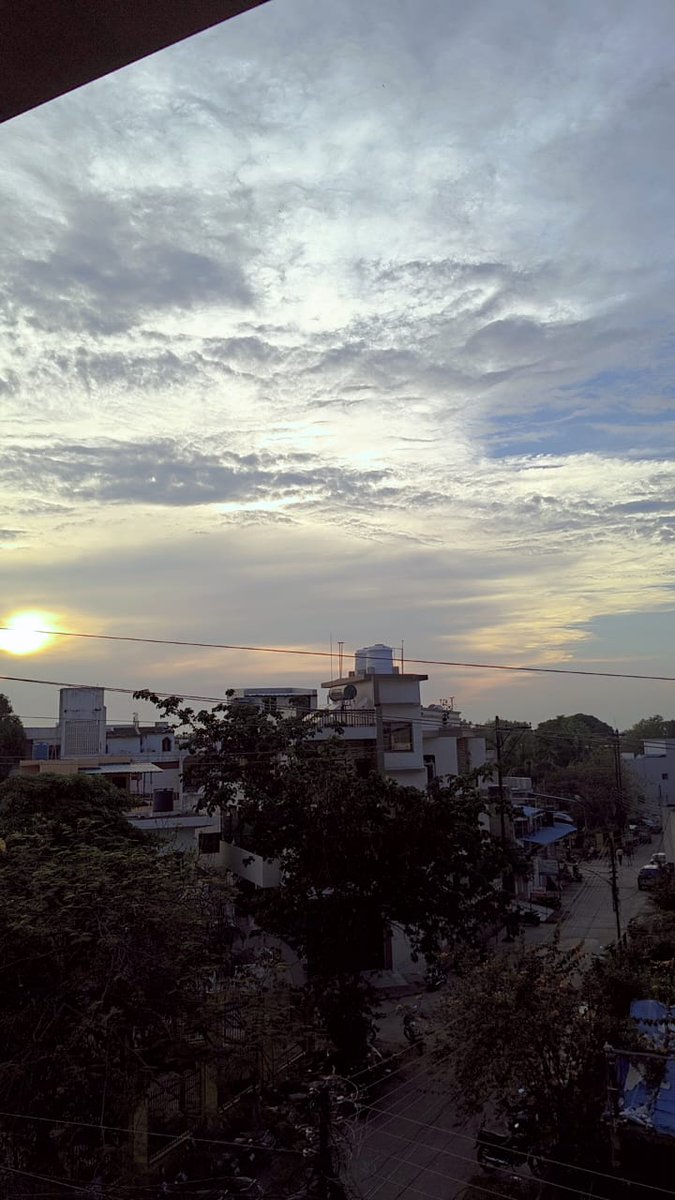 LekhramSah21745's tweet image. #wibe #evningvibe