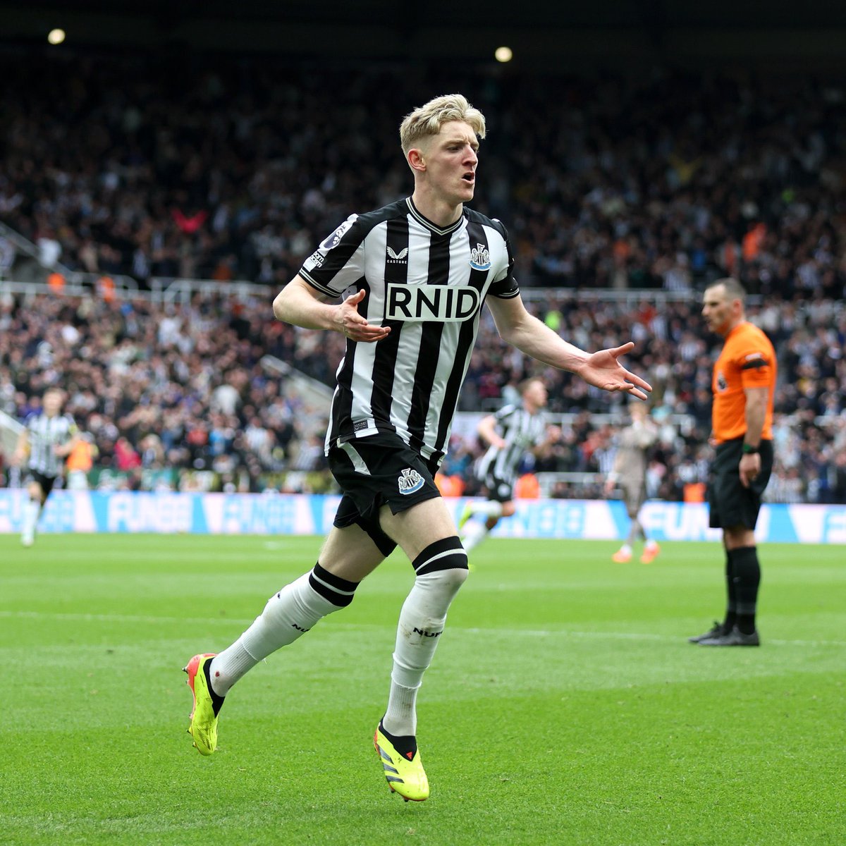 Anthony Gordon becomes only the second player ever to score against each of the so-called, ‘Big Six’ in a single Premier League season. Goals against Arsenal, Chelsea, Man City, Man Utd, Liverpool and now Tottenham. What a player.