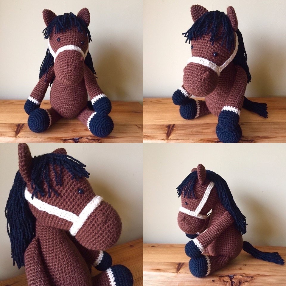 This favourite from Bitzas is looking for a home. He would make a super gift for any horse crazy person! bitzas.etsy.com/listing/747236… #firsttmaster #craftbizparty #MHHSBD