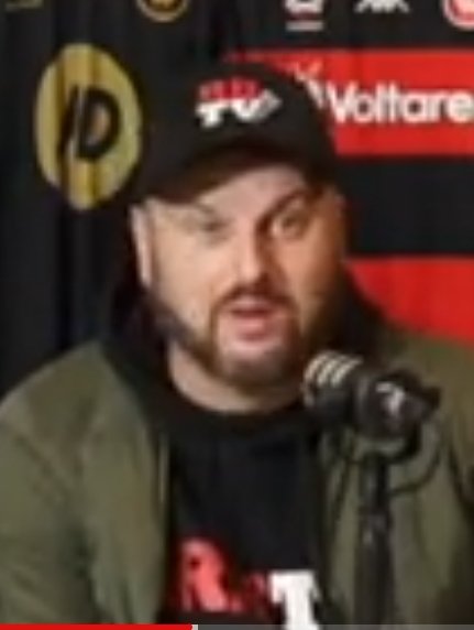 Boycey1105's tweet photo. Isn't the guy giving it the old Sieg Heil one of the blokes from RBTV? Have fun explaining that one.
#Sydneyderby #SFCvWSW https://t.co/UYsDWeegoM